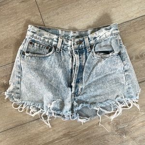 Vintage perfectly worn high rise denim shorts